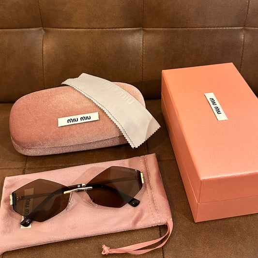 MIU MIU MU HEXA