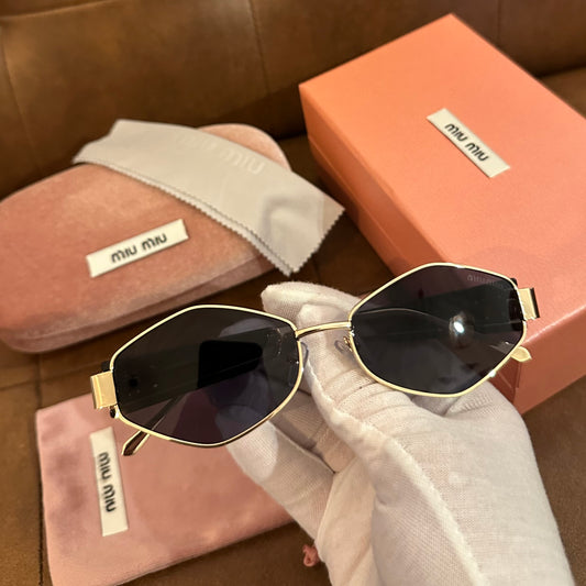 MIU MIU MU HEXA