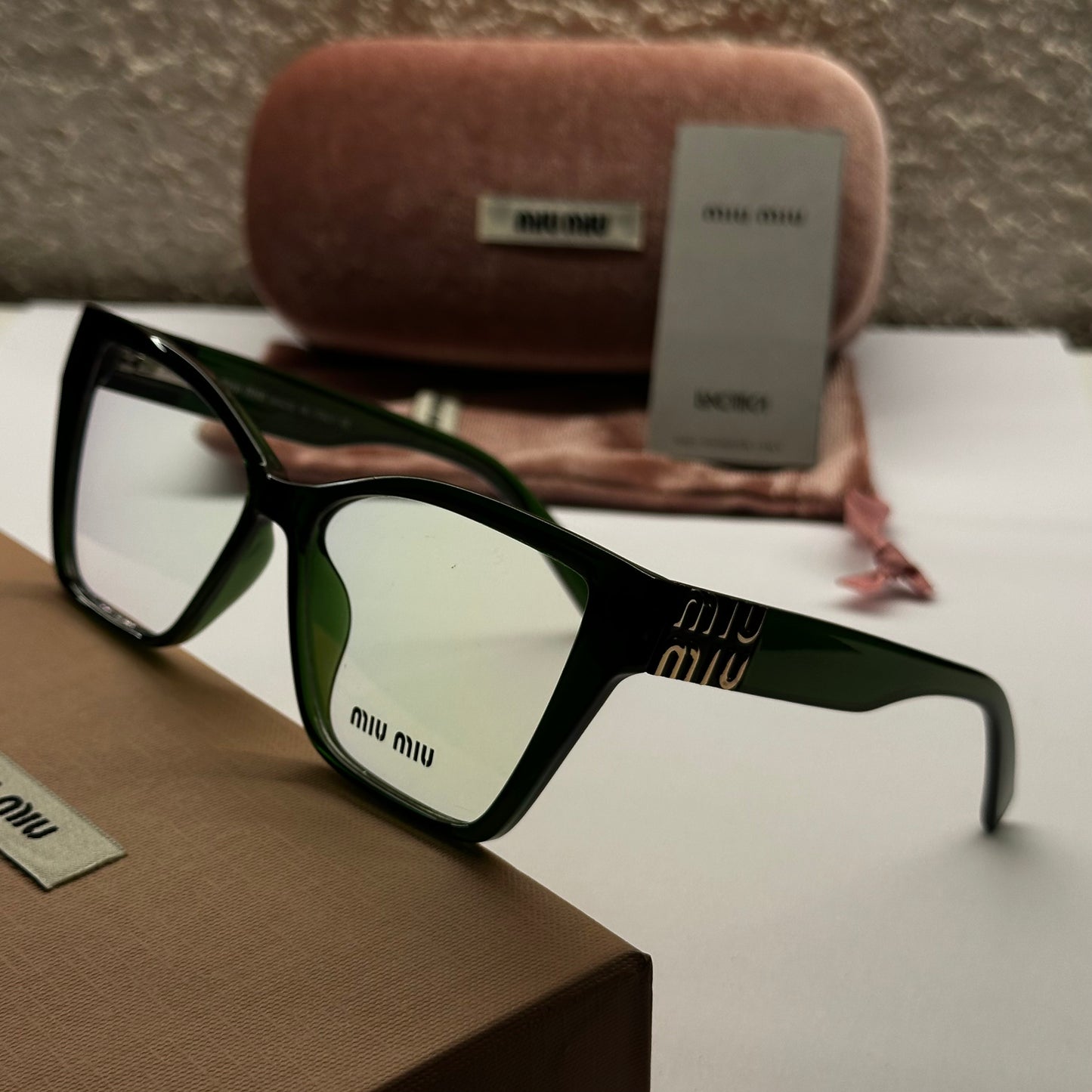 MIU MIU MU05 - ARMAZON